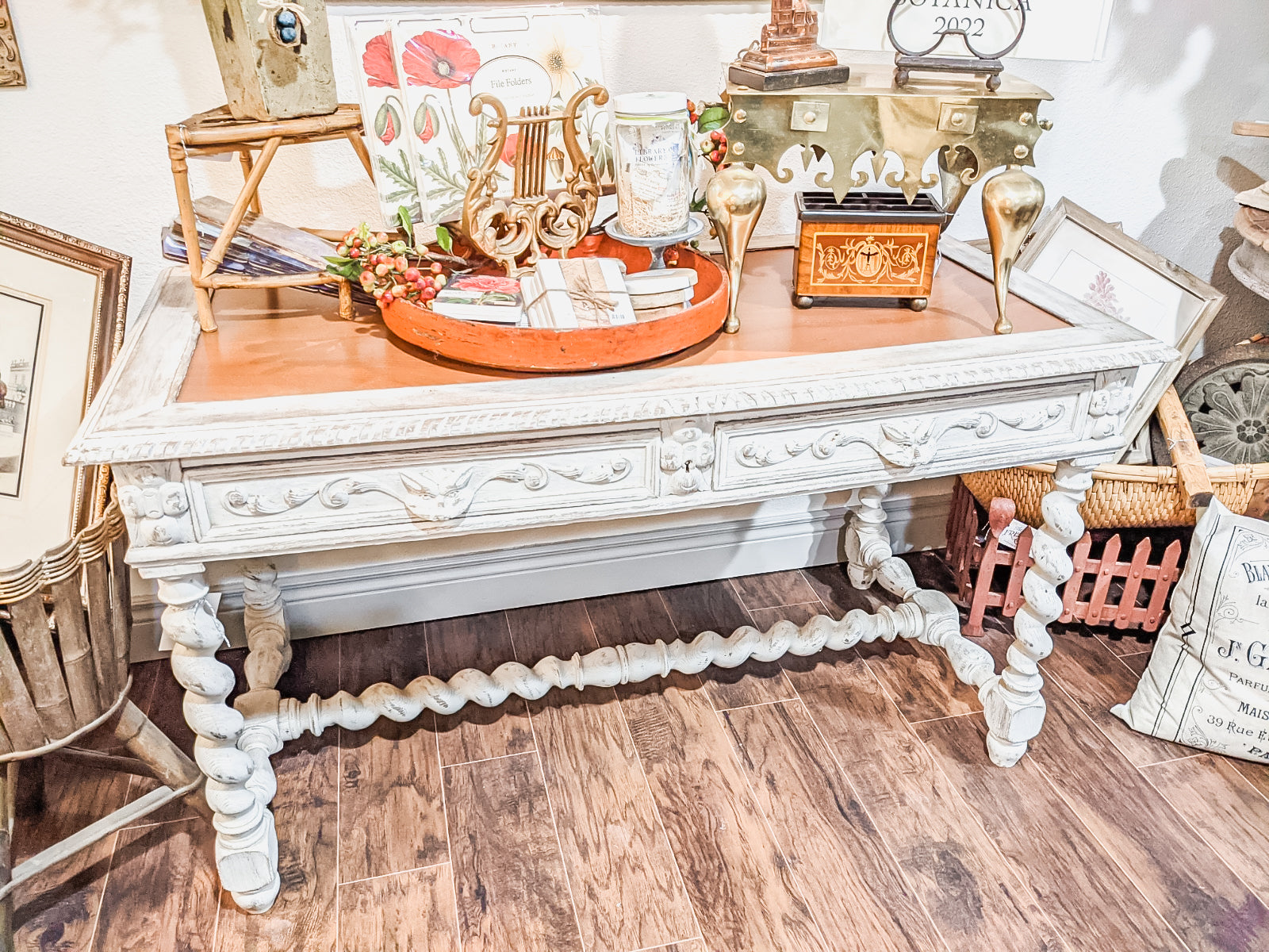 Tables & Desks – The French Cottage