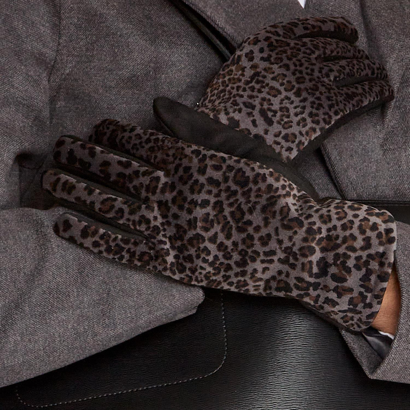 Leopard Print Glove