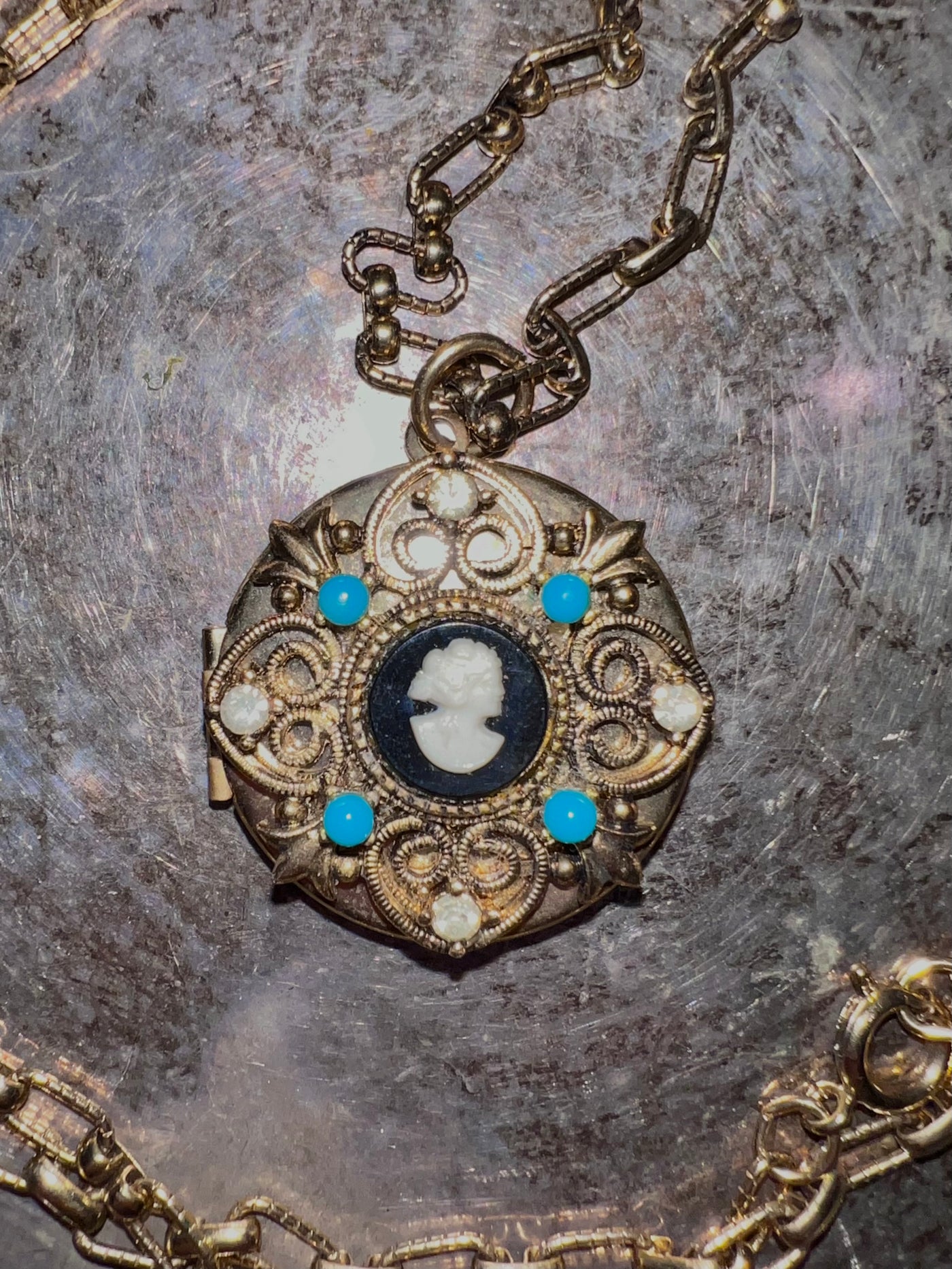 Vintage Cameo Locket Necklace - Turquoise