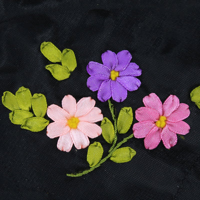 Embroidered Flowers Jewelry Pouch