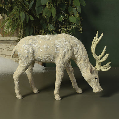 SCANDINAVIAN STAG GRAZING - LRG - EMBROIDERED WHITE