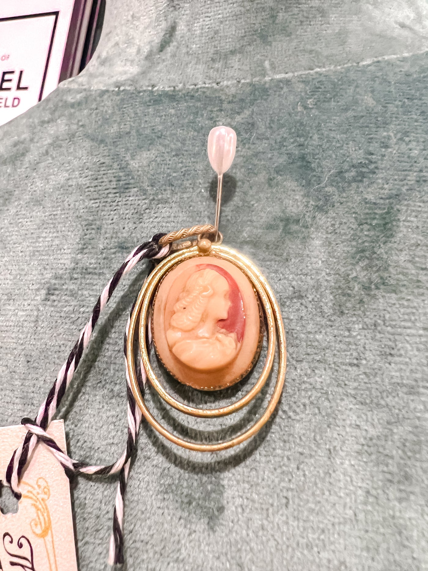 Vintage French Cameo Pendant