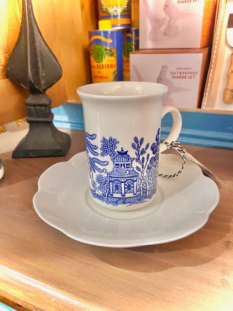 Churchill Blue Willow Coffee Cup