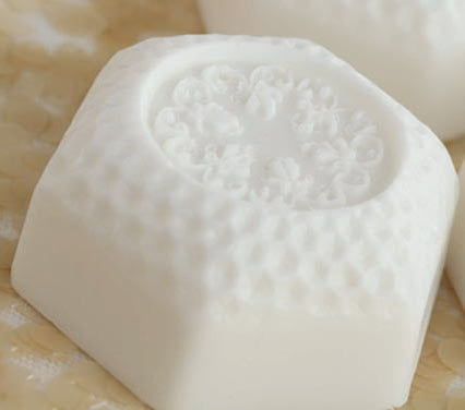 Lady Primrose Cream Soap