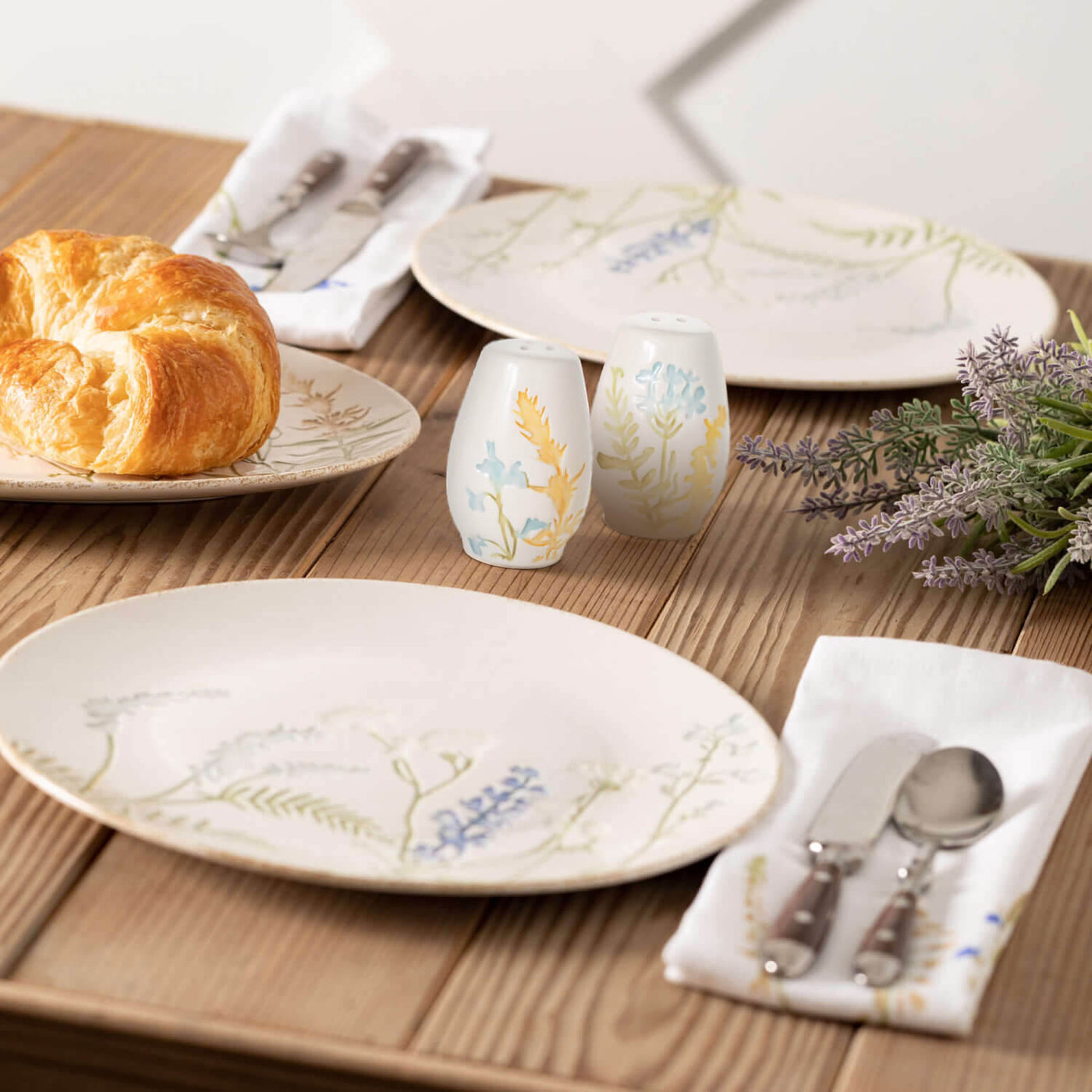 Herb Imprinted Snack Plates